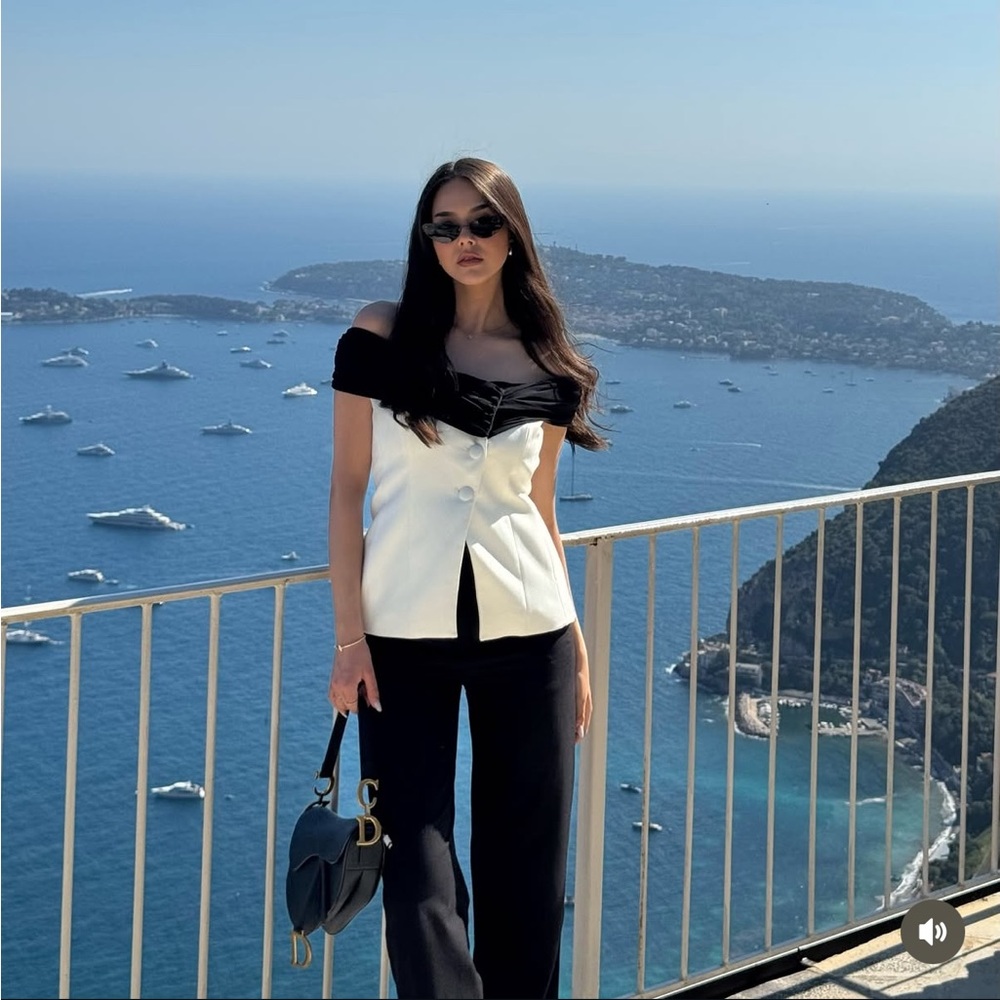 Zara Elegant Black & White Off-Shoulder Top